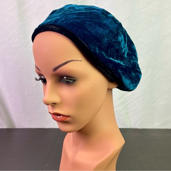 Vintage Reversible Velvet Beret Hat Black & Teal - Picture 2 of 8